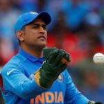 Dhoni deve ser introduzido no salão da fama da ICC