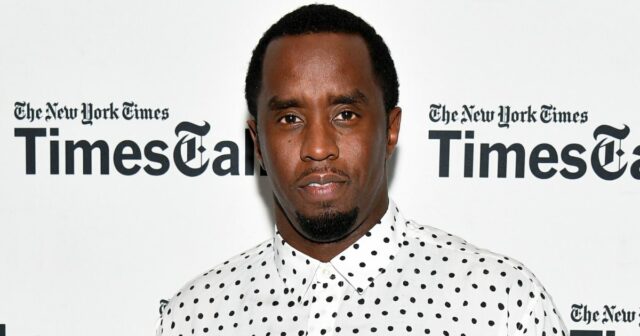 O filho de Diddy, Justin Comink, foi nomeado em demanda que ele menciona o tráfico sexual antes de ser preso 516