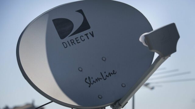 Directv em alguns mercados, corte o cabo para serviço de satélite


