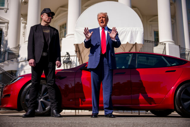 Donald Trump revela planos para o seu tenso após a FEU de Elon Musk

