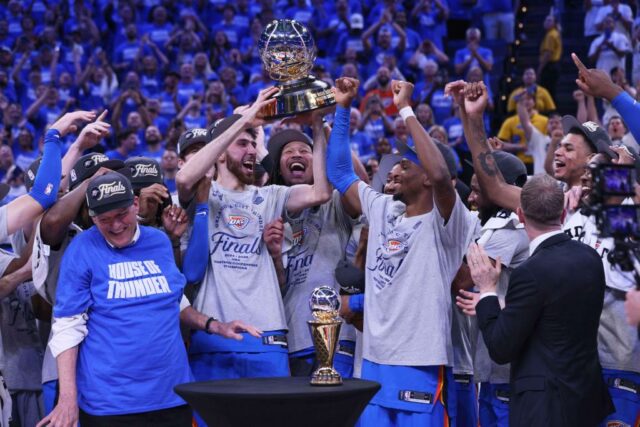 Donner ou Pacers: Para quem os fãs do Warriors deveriam subir na final de 2025 da NBA?

