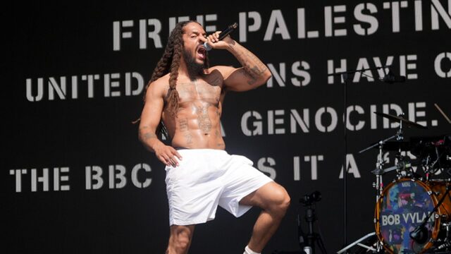 Dupla punk-brape do Reino Unido Sparks Breakage com canto anti-israelense no festival de música principal

