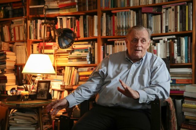 Edmund White morre aos 85; O autor do best -seller "A Boy's Own's Story" foi pioneiro na literatura gay

