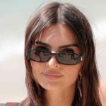 Emily Ratajkowski compartilha um bolo flagrante e NSFW para o 34º aniversário