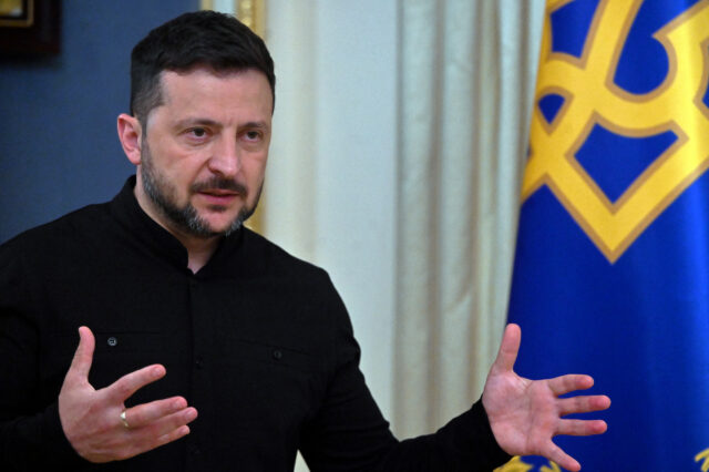 Endereço "Zelensky" Aftermath of the Oval Salão de Salte com Trump

