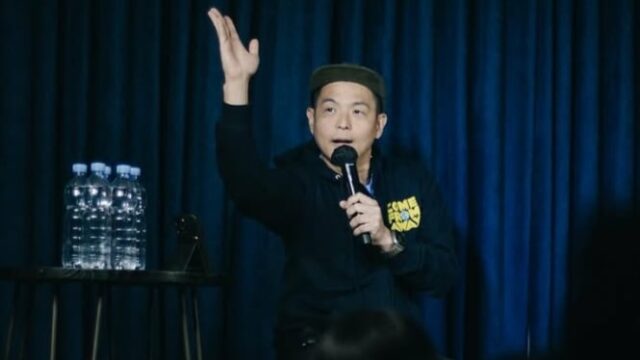 Ernest Prakasa abriu sua voz sobre as acusações de fundos de corrupção, zombando da criatividade do sino

