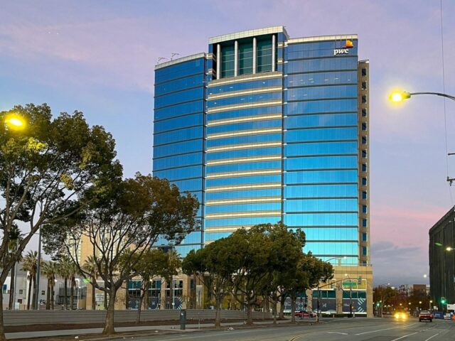 Escoteiros do VTA para inquilinos montarem o novo QG do centro de San Jose

