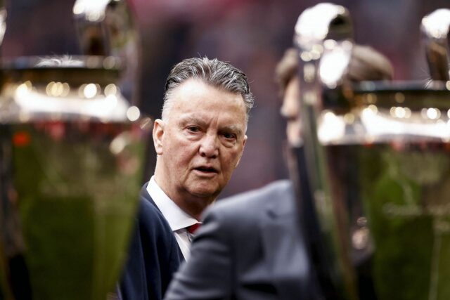 "Este não é um clube de futebol" - Louis van Gaal está batendo no Manchester United enquanto joga aluguel sobre gerenciamento de clubes e proprietários

