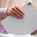 Este novo teclado do iPad foi construído especificamente para versatilidade e portabilidade: Logitech Flip Follio (Practical)