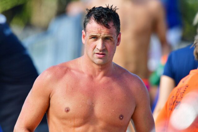 Ryan Lochte com sua família (Fonte da imagem: Getty)