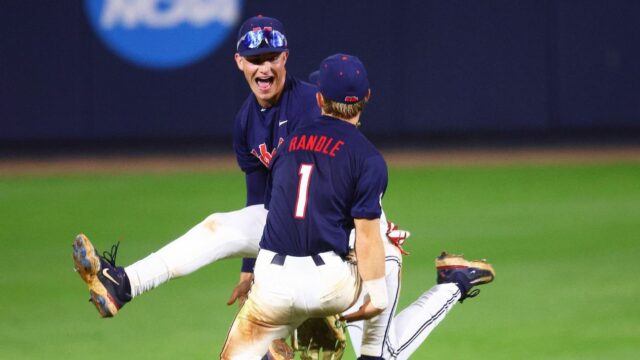Estrada para o torneio do MCWS: NCAA Baseball Tournament, resultados

