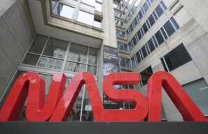 Ex-NASA Chief soa alarme no futuro do espaço Ex-NASA Chief soa alarme no futuro do espaço