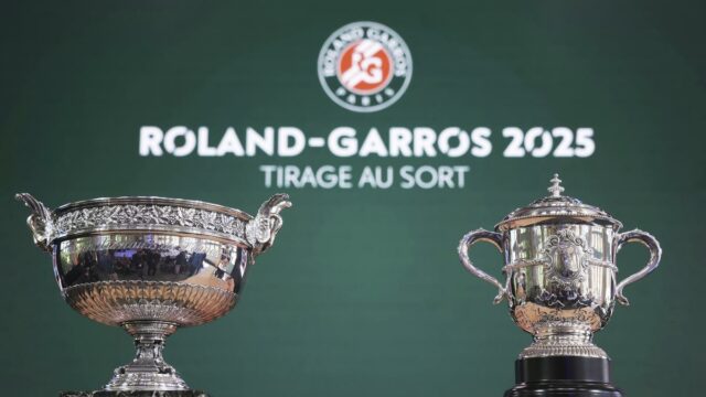 Ex -campeão Justin Henin, Andre Agassi, para apresentar troféus franceses abertos

