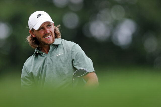 "Exército" Tommy Fleetwood Ganhe para elogiar depois de desmoronar viajantes

