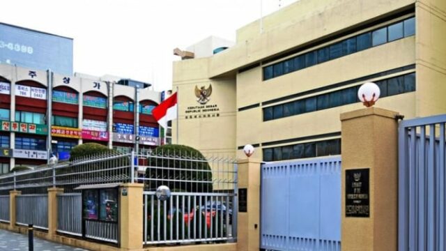 Existem 12 embaixadas vazias sem embaixador: da Alemanha, EUA à Coréia do Norte

