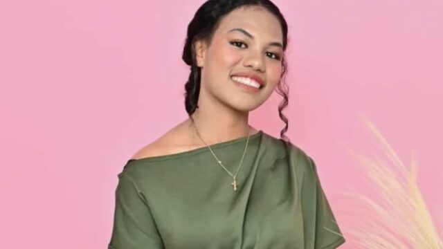 Expelido da Miss Indonésia 2025, este é um vídeo de Merince Kogoya quando o voo de bandeira israelense


