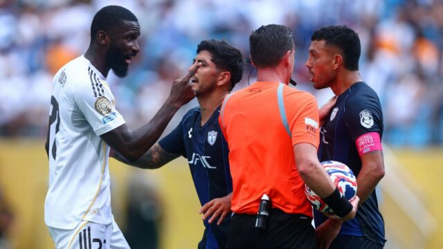 FIFA POCHUCA PACTH

