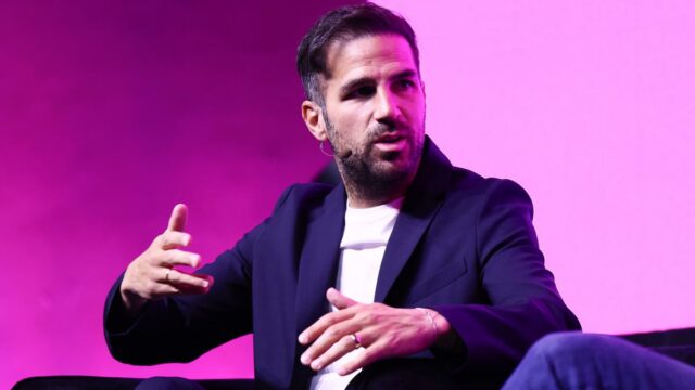 Fabregas desliga o estágio e condena para continuar em Como

