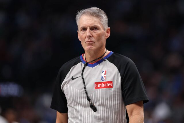 Scott Foster, árbitro da NBA