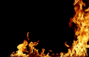 Fogo na empresa de produção aérea em Nagpur Fogo na empresa de produção aérea em Nagpur