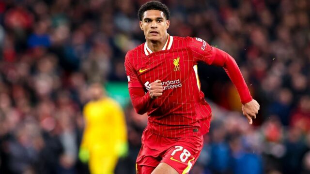Fonte: Bayer em conversas para assinar o Quansah do Liverpool


