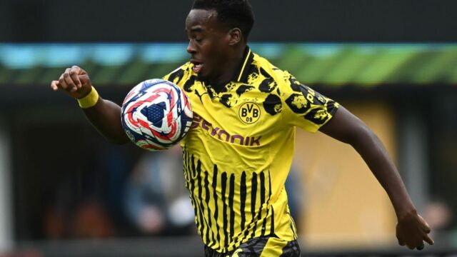 Fontes: Chelsea concorda em assinar Gittens; Acordo de 7 anos

