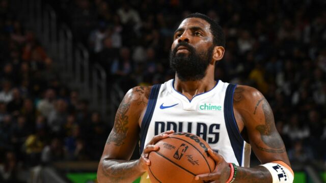 Fontes: Kyrie para assinar um novo acordo de 3 anos com o MAVS

