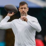 Fontes: Rodgers com Steelers, tinta 13 milhões de dólares+ tratamento