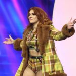 Foto: Jamie Hayter atordoa em uma nova foto semanas depois de desaparecer novamente de Aew