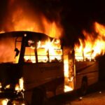 Futebol Africano - Tripoli Derby abandonou depois que os fãs invadiram o campo na Líbia; Árbitro cedo, as equipes correm