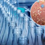 Garrafas de vidro têm cinco a 50 vezes mais microplásticas do que garrafas de plástico em um novo teste chocante