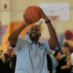Haley Cremen, coordenador de programas do basquete Golden State Warriors ...