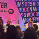 Haliey Welch gravou o Talk Tuah para uma platéia ao vivo na Vidcon. Tornou -se bagunçado.