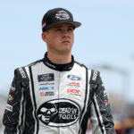 Harrison Burton abre no relacionamento WBR após a meia meia em série