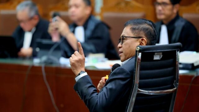 Hasto disse que foi repreendido em voz alta Bahri depois de pedir dinheiro para cuidar do Paw Parlia

