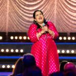 Hulu Comedy Special 'Zarna Gerg: PRÁTICA PESSOAS WIN' PREMIE DE JULHO | Exclusivo