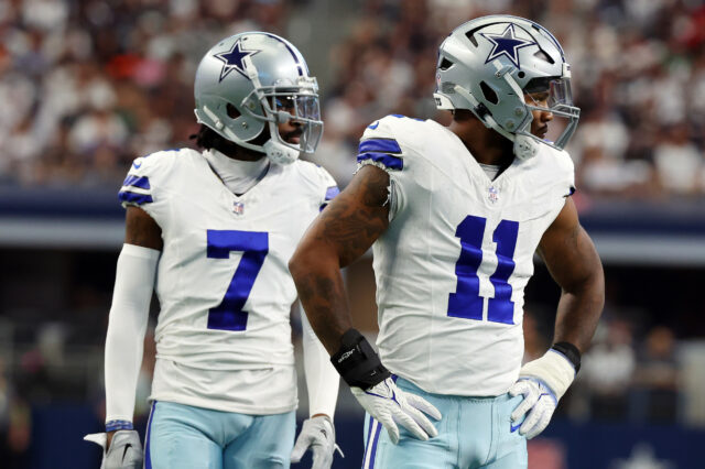Incentive a atualização emerge em frente a Dallas Minicamp Cowboys

