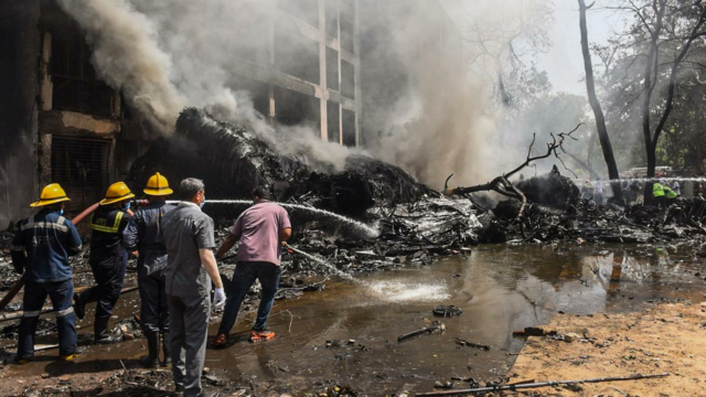 Índia Índia aprova 241 pessoas em aeronaves Ahmedobod

