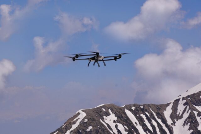 Indian Drone -Raphe Mphibr levanta US $ 100 milhões, conforme o UAV militar exige

