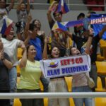 Fãs filipinos que aplaudiram por infeliz