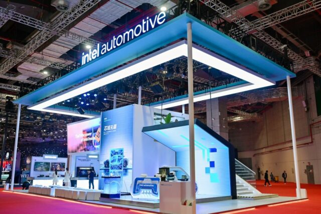 Intel refere -se aos freios em sua companhia de carros e redundâncias começaram


