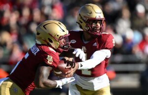 “Isso não vai acabar bem” – fãs da CFB, Nick Saban depois de jogar o Abrash Alabama no lixo Thomas Castellanos da FSU March Madness Logo