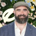 Jason Kelce, sua esposa Kylie tem as mãos cheias de 3 filhos: tudo o que eles disseram sobre a criação dos filhos