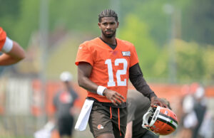 Jaysies azuis levam as mortes aleatórias em Massman no Siblernaccoma Jaysies azuis levam as mortes aleatórias em Massman no Siblernaccoma