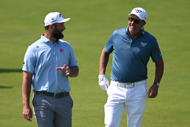 Jon Rahm usa sistema métrico para micrags de MicaGliola

