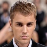 Justin Bieber compartilha novos vislumbres de seu filho Jack Blues