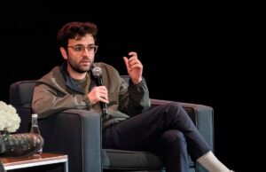 Fonte: A avaliação de Kalshi salta para US$ 11 bilhões após levantar uma enorme rodada de US$ 1 bilhão Kalshi CEO Tarek Mansour at StrictlyVC 2025.