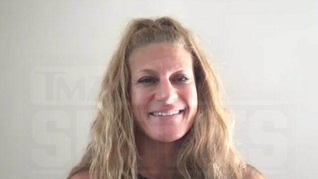 Kayla_harbison_kal
