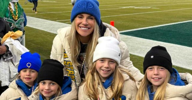 Foi instruído a Kelly Stafford para procurar cuidados médicos para um novo susto de saúde.