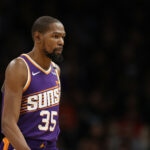 Kevin Durant fala pela primeira vez nas armas